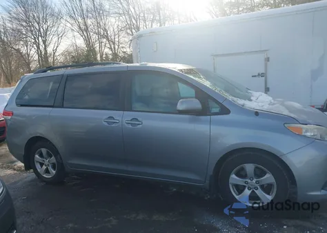 2012 Toyota Sienna Le V6 8 Passenger from USA, damaged, VIN 5TDKK3DC2CS245540
